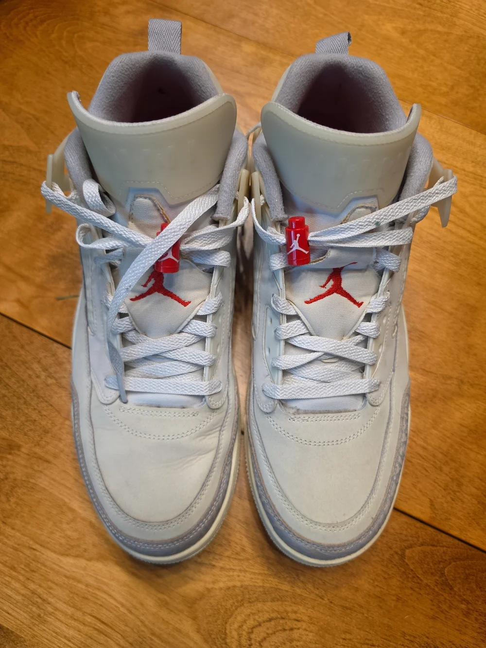 Air Jordan Men’s Spizike Mid-Top Sneakers in Light Gray with Red Logo Size 13